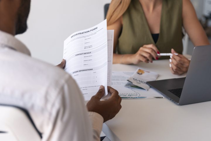 CV check door Integrand (English)